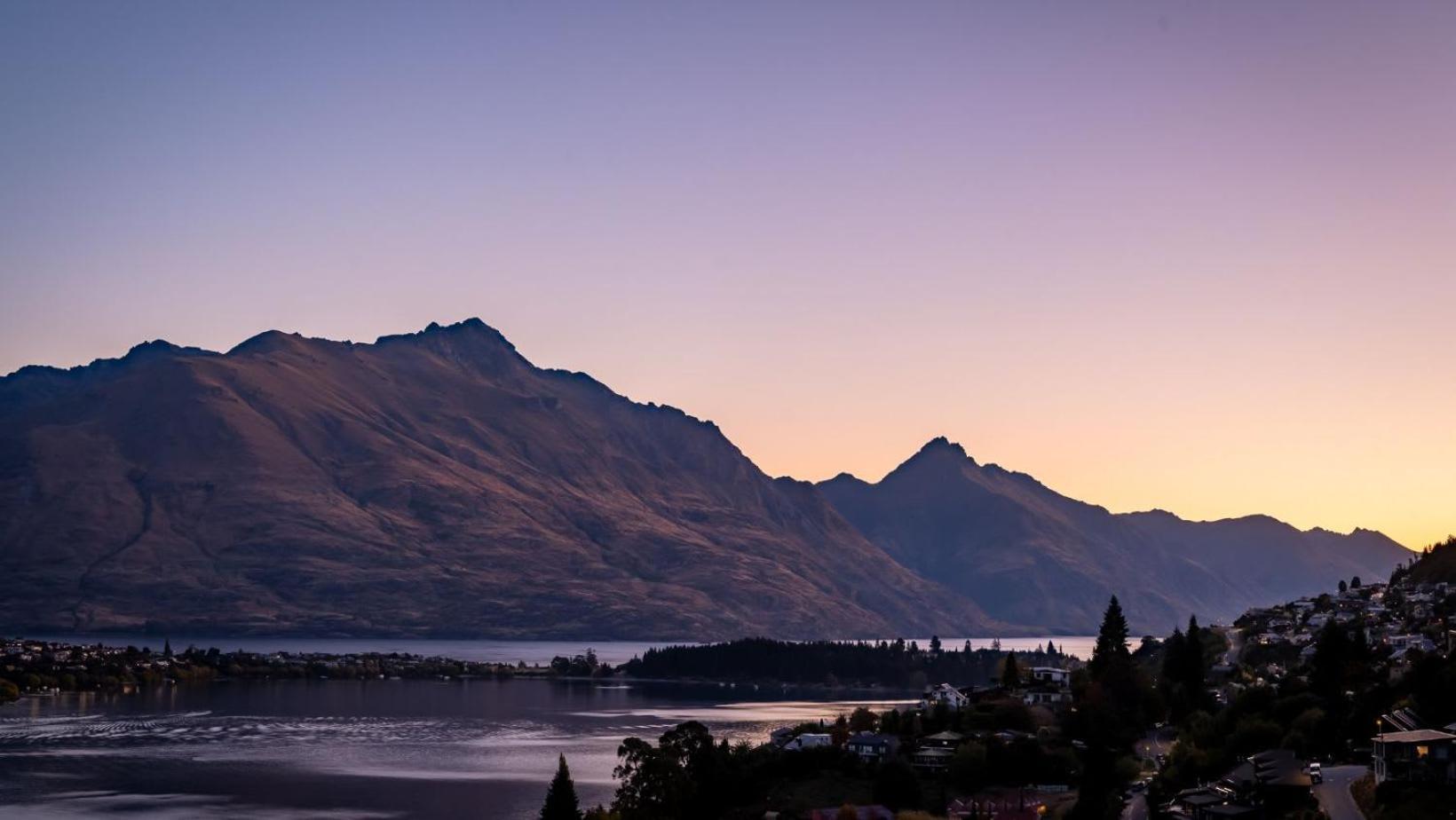 The Tiers- Hot Tub- Ac- Bbq- Free Parking Vila Queenstown Exterior foto