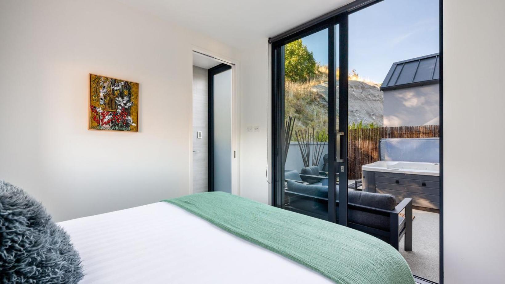 The Tiers- Hot Tub- Ac- Bbq- Free Parking Vila Queenstown Exterior foto
