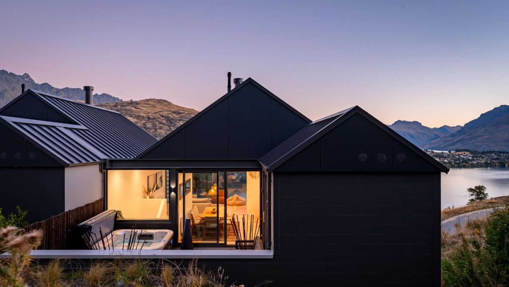 The Tiers- Hot Tub- Ac- Bbq- Free Parking Vila Queenstown Exterior foto